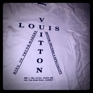 Louis Vuitton tshirt crew neck king of trunk-maker